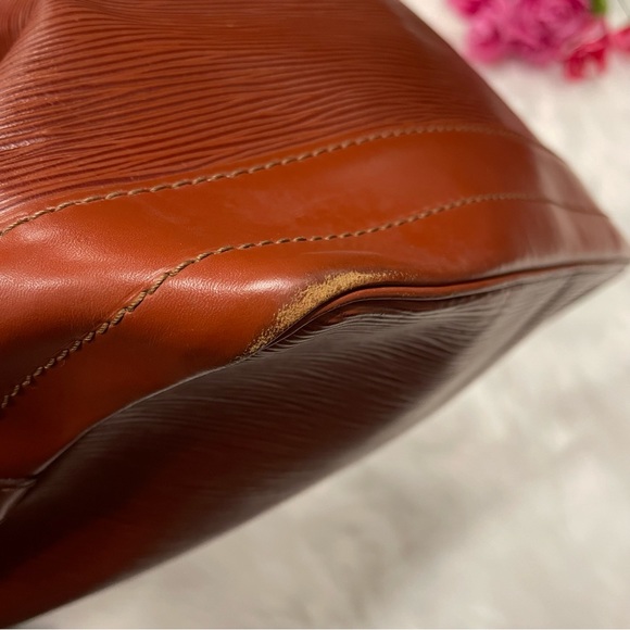 Vintage Louis Vuitton Epi Noe - Picture 9 of 11